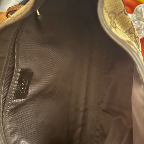 AUTHENTIC GUCCI. Gently used, well kept. - Picture 7 of 12